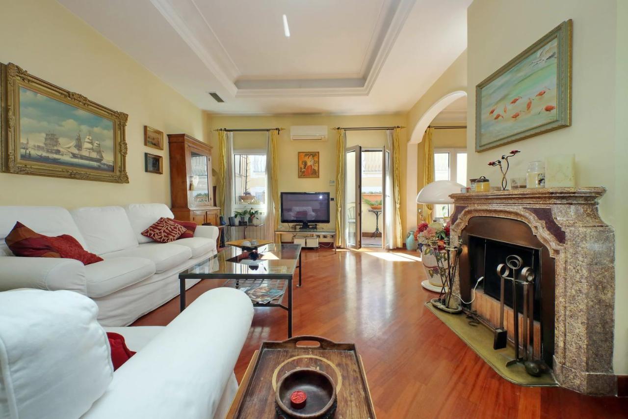 4Bnb - Luxury Trevi Apartment W Terrace Rome Luaran gambar