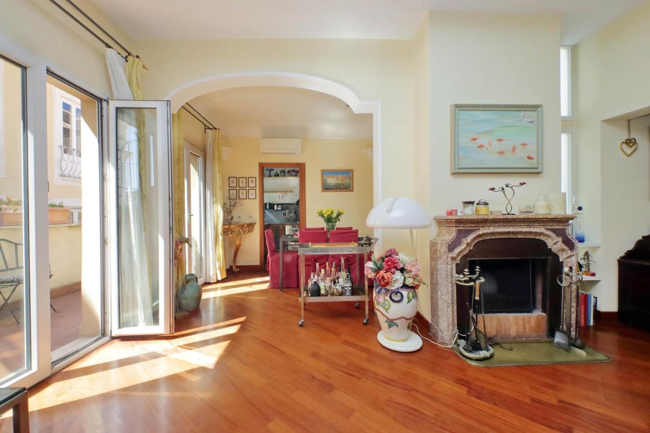4Bnb - Luxury Trevi Apartment W Terrace Rome Luaran gambar