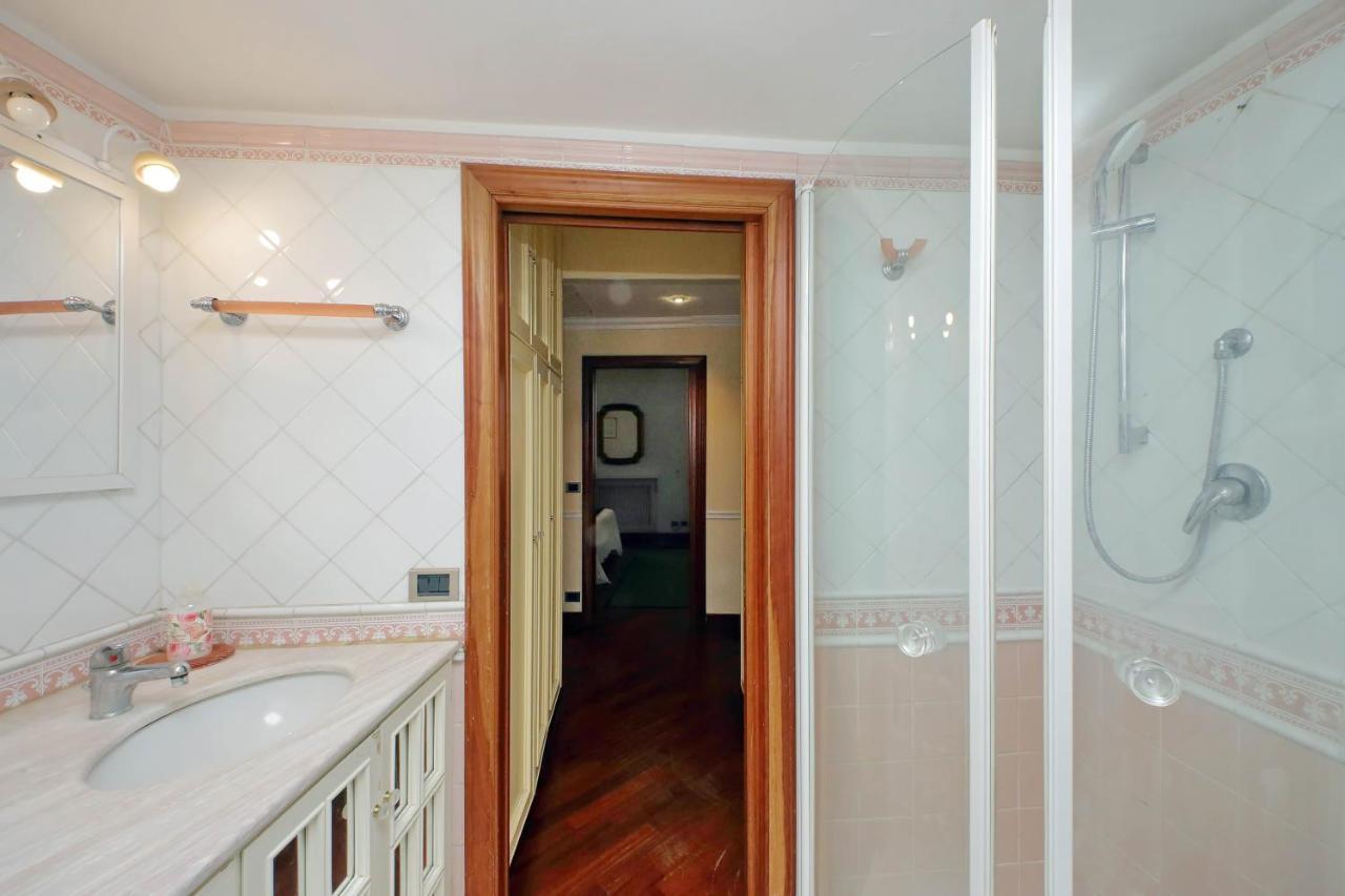 4Bnb - Luxury Trevi Apartment W Terrace Rome Luaran gambar